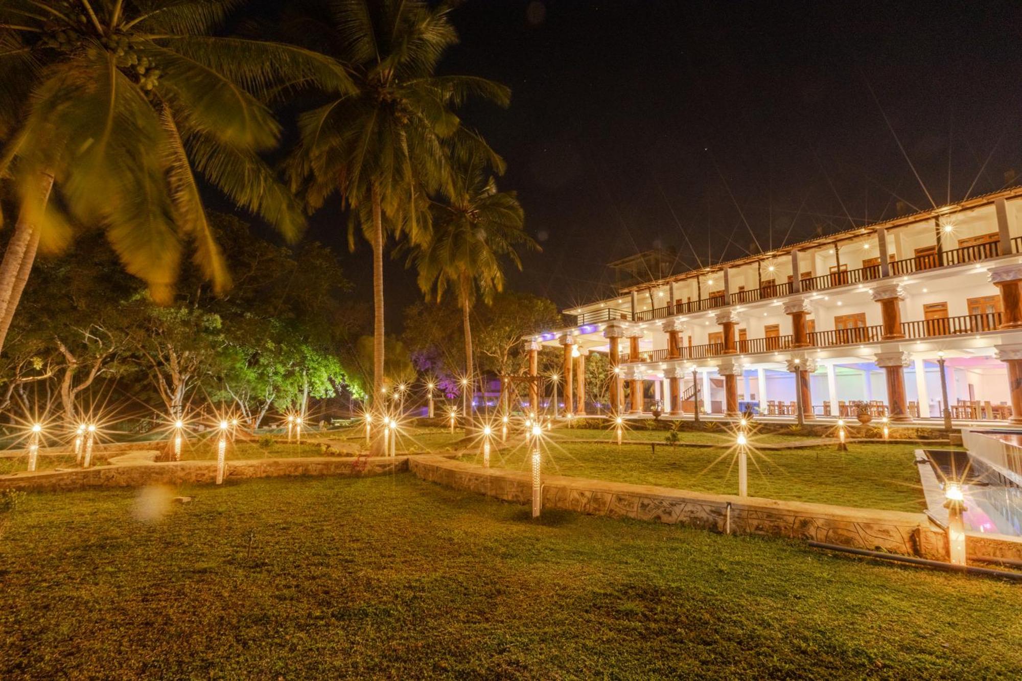 Elysia Sigiriya Hotel 담불라 외부 사진