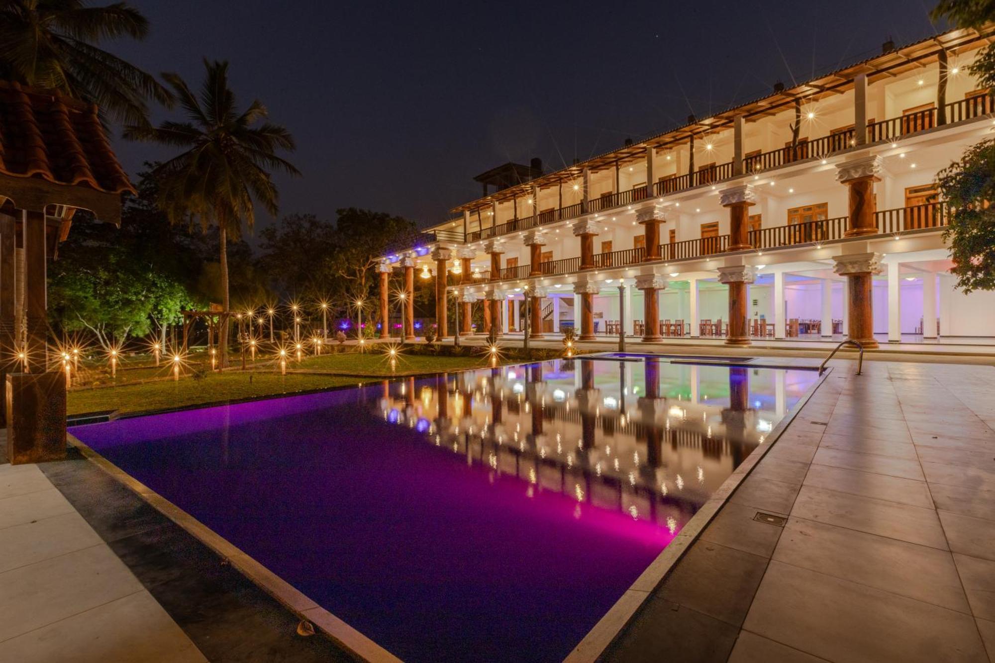 Elysia Sigiriya Hotel 담불라 외부 사진