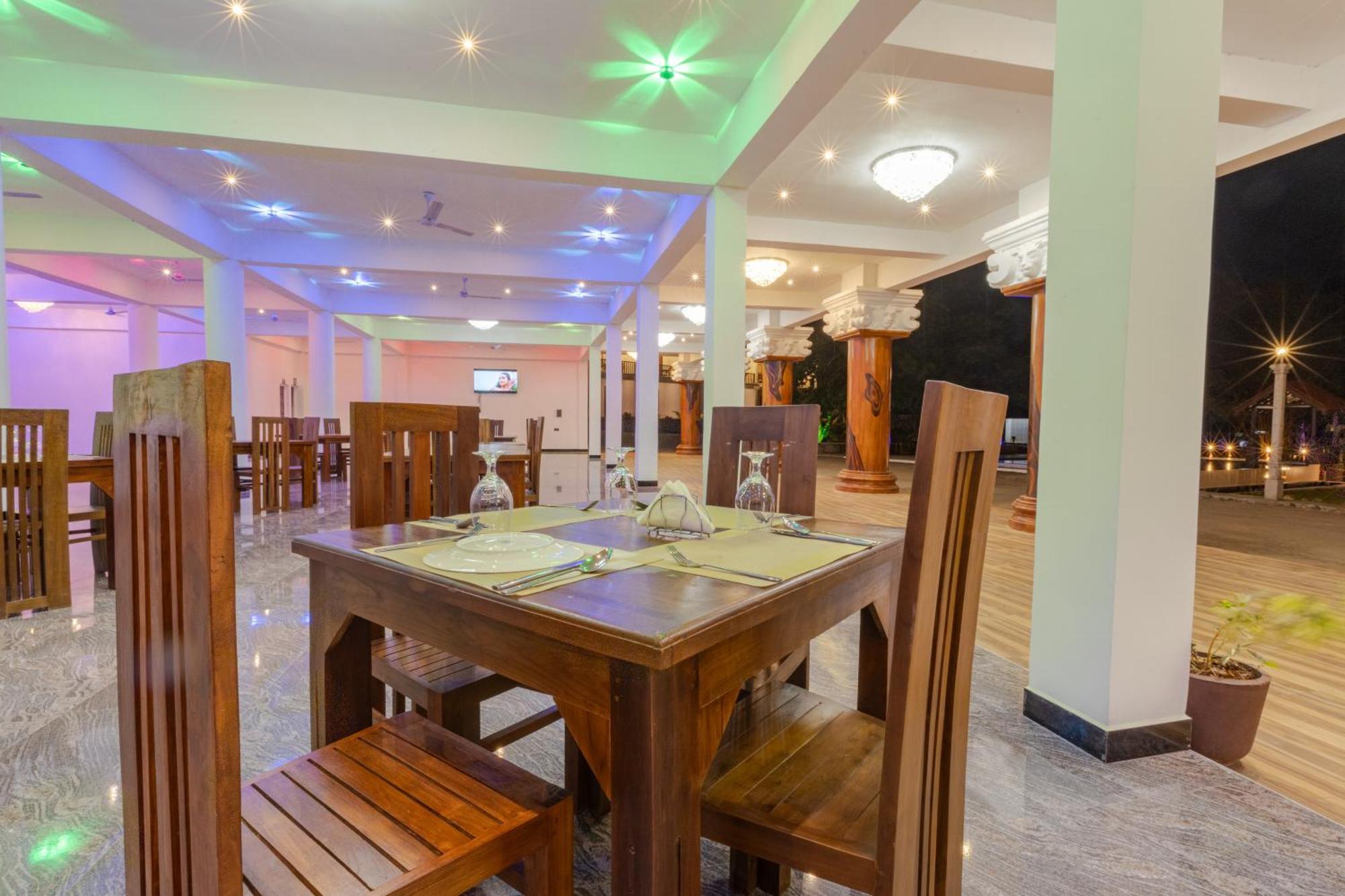 Elysia Sigiriya Hotel 담불라 외부 사진
